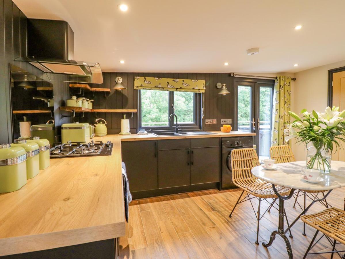 The Cabin At Evelyns Retreat Corwen Extérieur photo